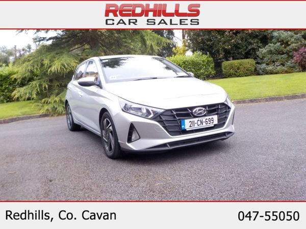 Hyundai i20 Hatchback, Petrol, 2021, Grey