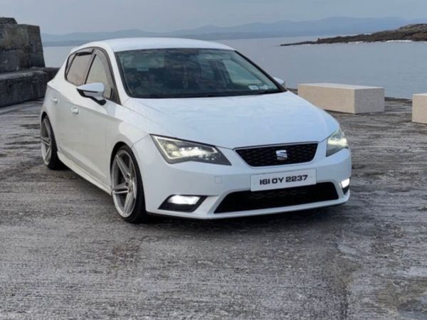 SEAT Leon Hatchback, Diesel, 2016, White