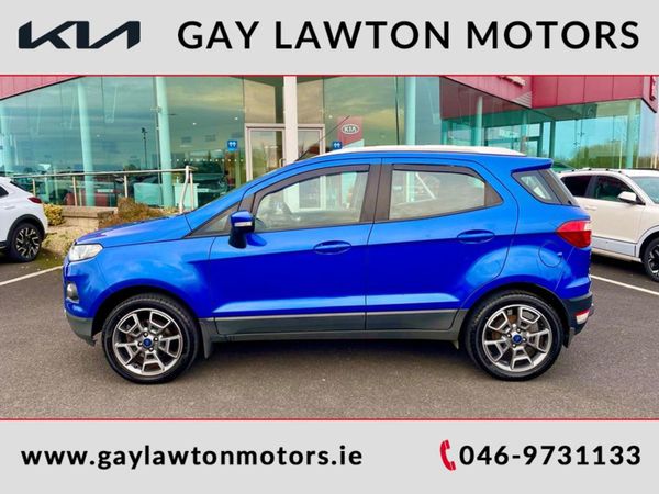 Ford EcoSport Hatchback, Petrol, 2016, Blue