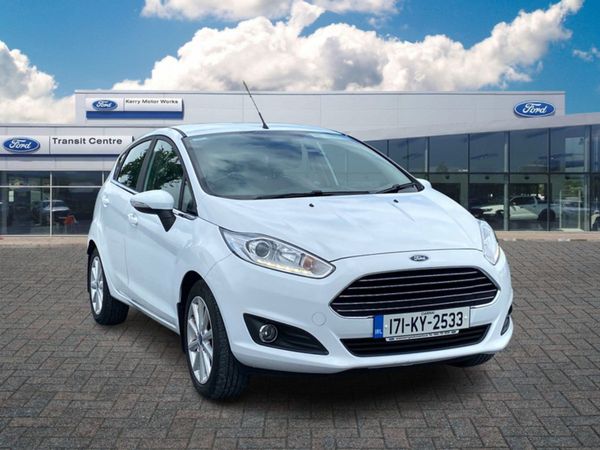 Ford Fiesta Hatchback, Petrol, 2017, White