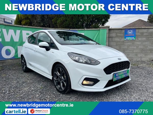 Ford Fiesta Hatchback, Petrol, 2021, White