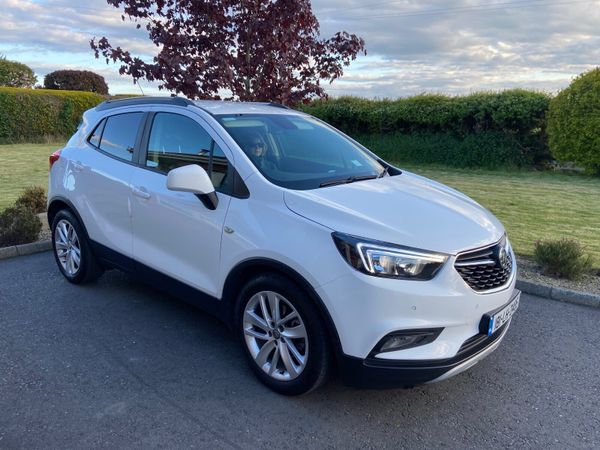 Vauxhall Mokka Hatchback, Petrol, 2018, White