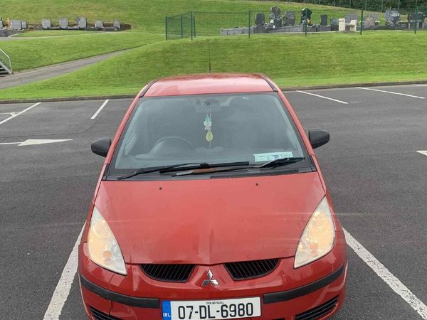 Mitsubishi Colt Hatchback, Petrol, 2007, Red