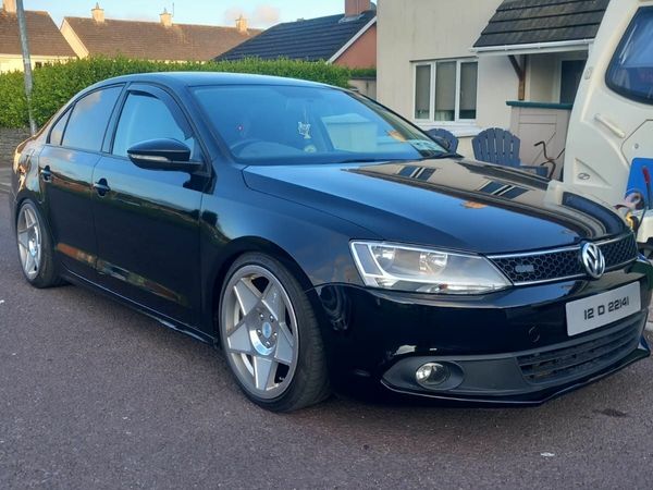 Volkswagen Jetta Saloon, Diesel, 2012, Black