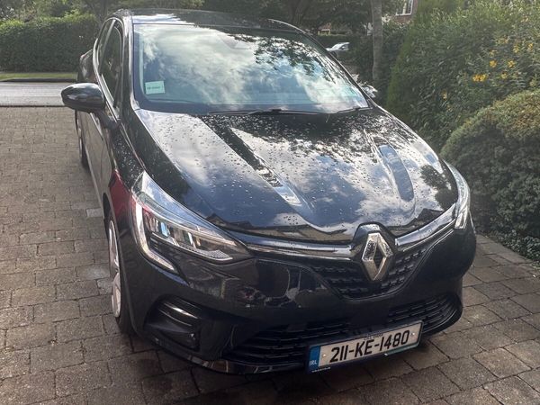 Renault Clio Hatchback, Petrol, 2021, Black