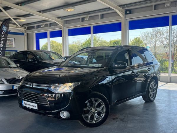 Mitsubishi Outlander Estate, Petrol Plug-in Hybrid, 2015, Black