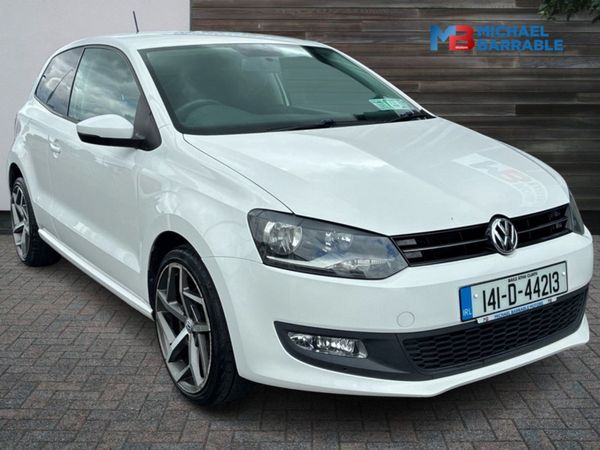 Volkswagen Polo Hatchback, Petrol, 2014, White