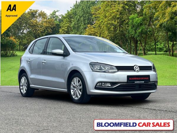 Volkswagen Polo Hatchback, Petrol, 2017, Silver