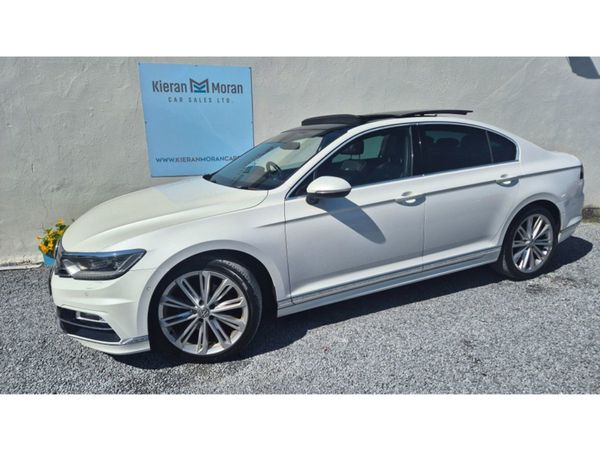 Volkswagen Passat Saloon, Petrol, 2017, White