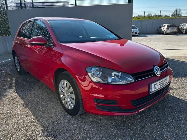 Volkswagen Golf Hatchback, Petrol, 2017, Red