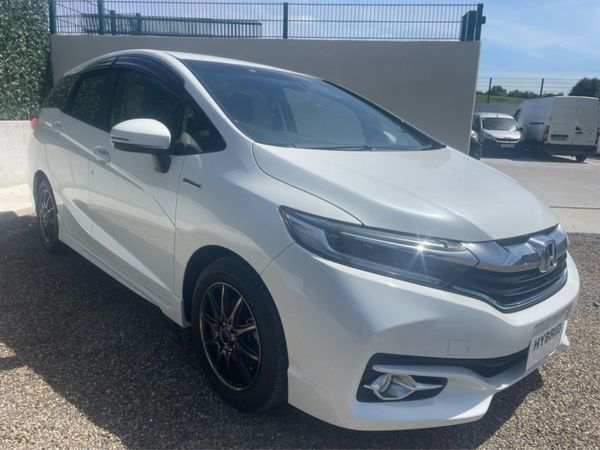 Honda Shuttle MPV, Hybrid, 2017, White