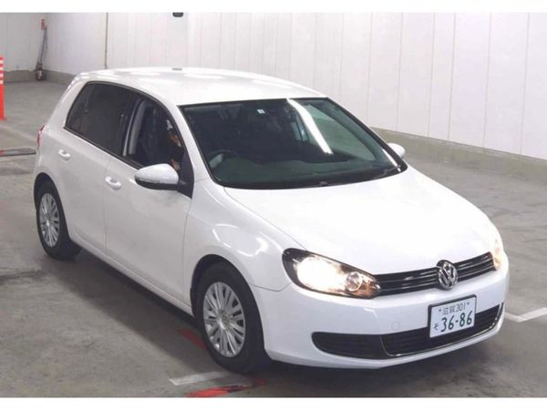 Volkswagen Golf Hatchback, Petrol, 2010, White