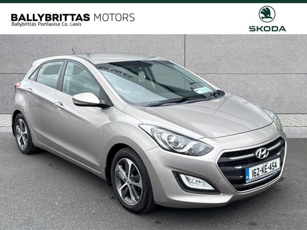 Hyundai i30 Hatchback, Diesel, 2016, Beige