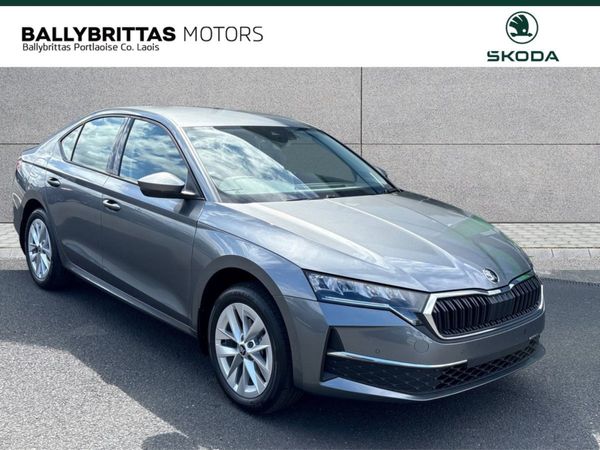 Skoda Octavia Saloon, Diesel, 2025, Grey