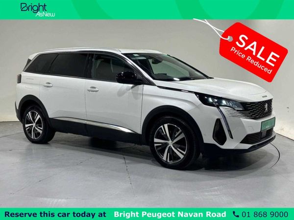 Peugeot 5008 MPV, Diesel, 2022, White