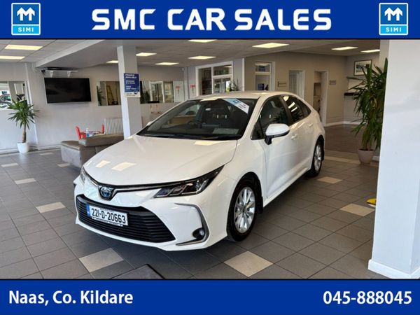 Toyota Corolla Saloon, Petrol Hybrid, 2022, White