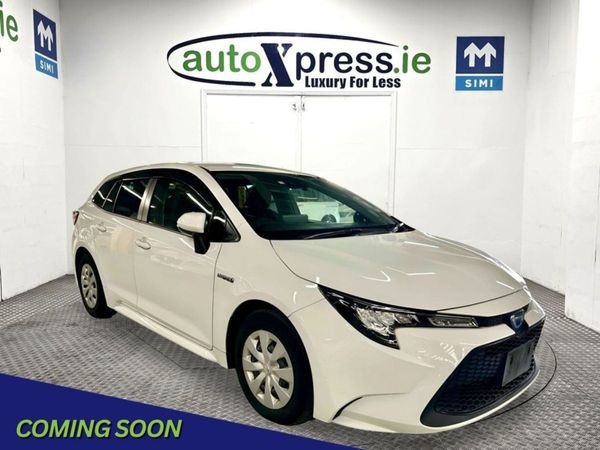 Toyota Corolla Estate, Hybrid, 2020, White