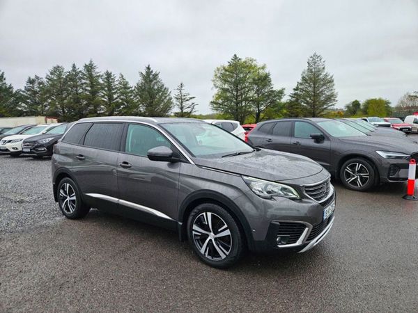 Peugeot 5008 MPV, Diesel, 2018, Grey