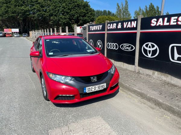 Honda Civic Hatchback, Petrol, 2013, Red