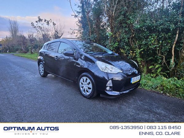 Toyota Aqua Hatchback, Petrol, 2013, Black