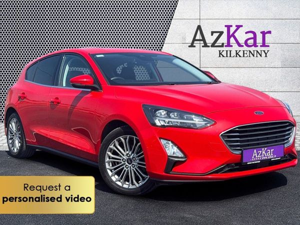 Ford Focus Hatchback, Diesel, 2021, Red