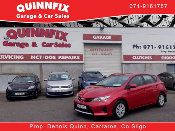 Toyota Auris Hatchback, Diesel, 2013, Red