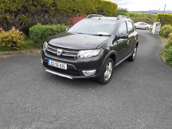 Dacia Sandero Stepway Hatchback, Diesel, 2015, Black