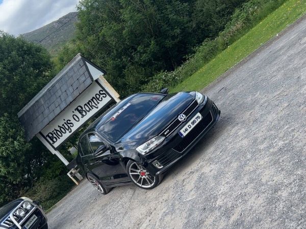 Volkswagen Jetta Saloon, Diesel, 2014, Black