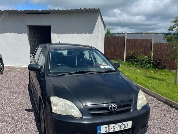 Toyota Corolla Hatchback, Petrol, 2006, Black