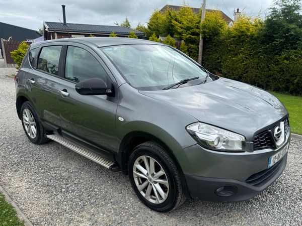Nissan Qashqai Hatchback, Diesel, 2012, Grey