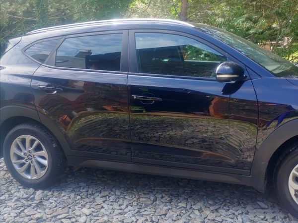 Hyundai Tucson SUV, Diesel, 2016, Black