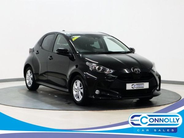 Toyota Yaris Hatchback, Petrol, 2022, Black