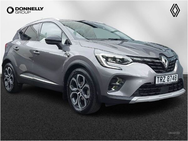 Renault Captur , Petrol, 2022, Grey