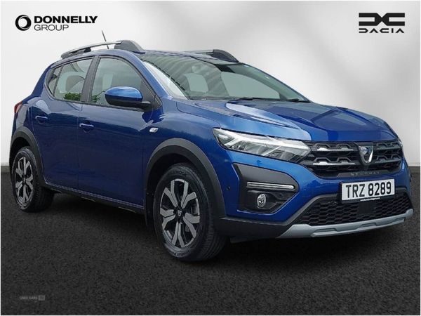Dacia Sandero Stepway , Petrol, 2022, Blue