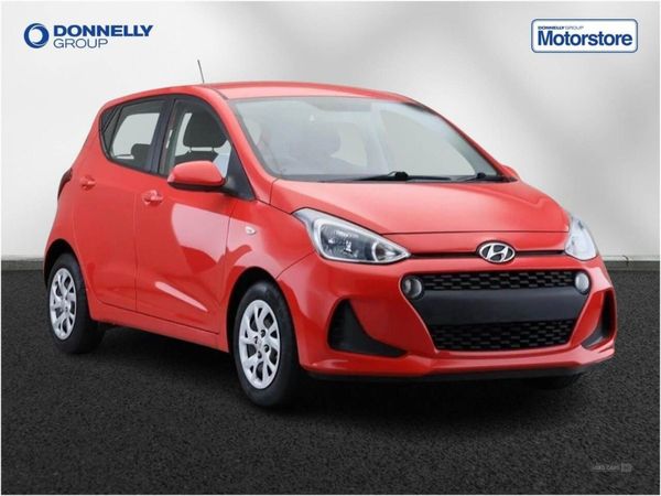 Hyundai i10 , Petrol, 2018, Red