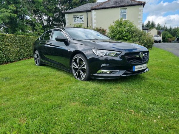 Vauxhall Insignia Hatchback, Diesel, 2018, Black