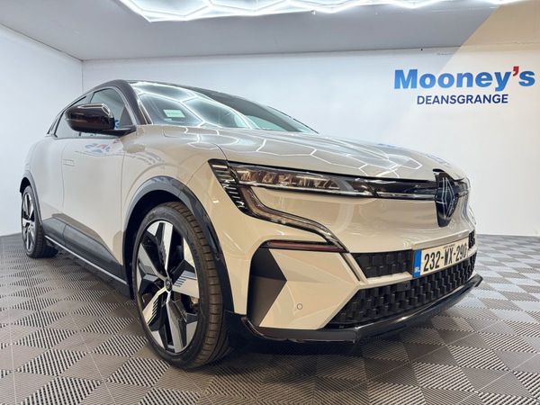 Renault Megane E-Tech Hatchback, Electric, 2023, Grey