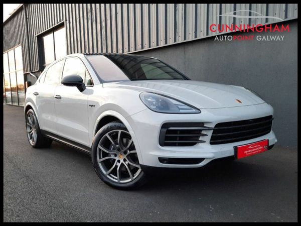 Porsche Cayenne Coupe, Petrol Plug-in Hybrid, 2023, Grey