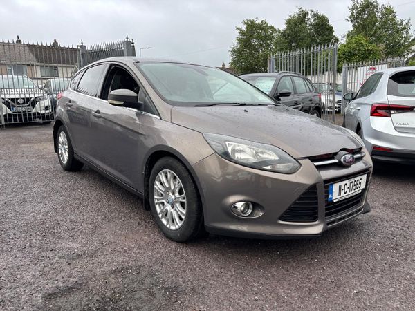 Ford Focus Hatchback, Diesel, 2011, Brown