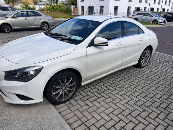 Mercedes-Benz CLA Saloon, Diesel, 2015, White