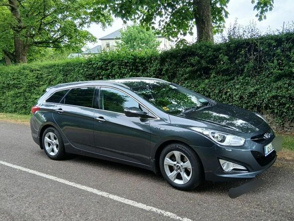 Hyundai i40 Estate/Jeep, Diesel, 2012, Grey