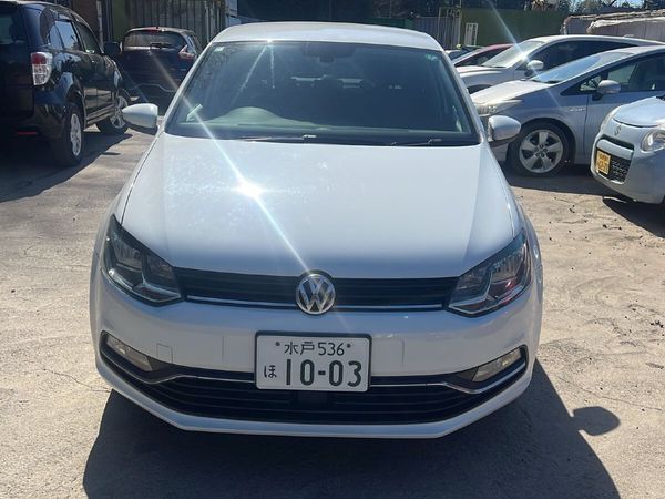 Volkswagen Polo Hatchback, Petrol, 2017, Red