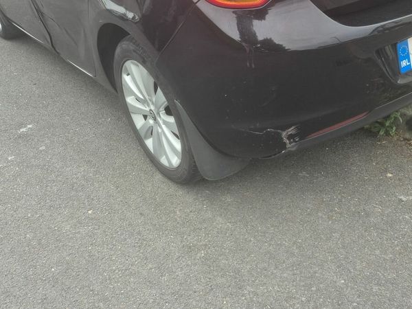 Opel Astra Hatchback, Diesel, 2011, Black