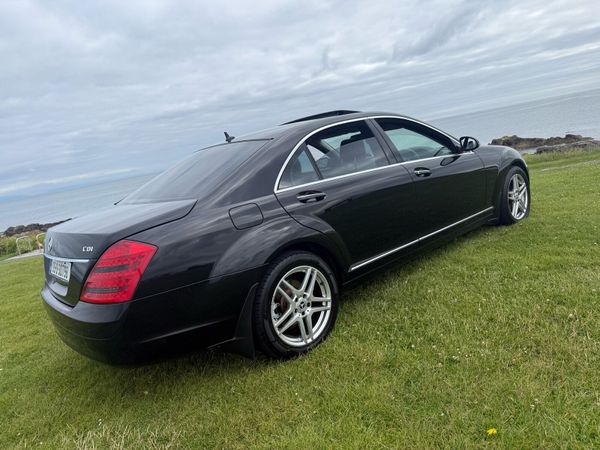 Mercedes-Benz S-Class Saloon, Diesel, 2009, Black