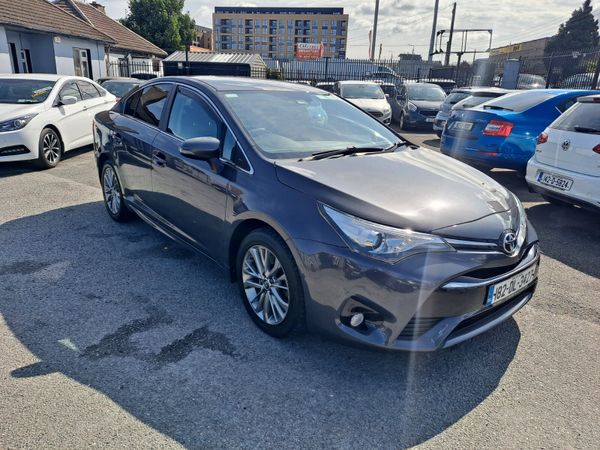 Toyota Avensis Saloon, Diesel, 2018, Grey