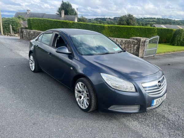 Opel Insignia Saloon, Diesel, 2011, Blue