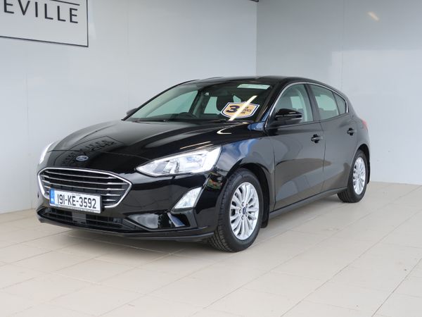 Ford Focus Hatchback, Petrol, 2019, Black
