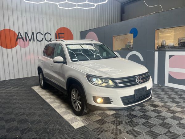 Volkswagen Tiguan SUV, Petrol, 2013, White