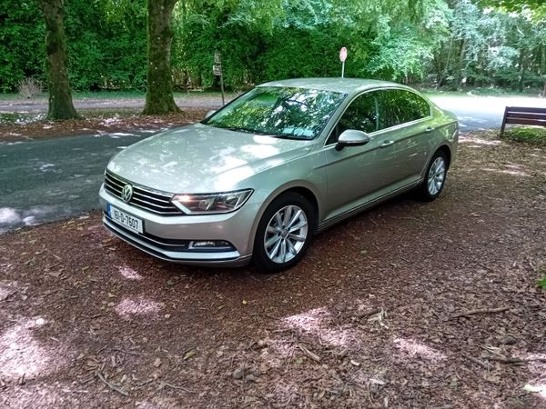 Volkswagen Passat Saloon, Diesel, 2016, Silver