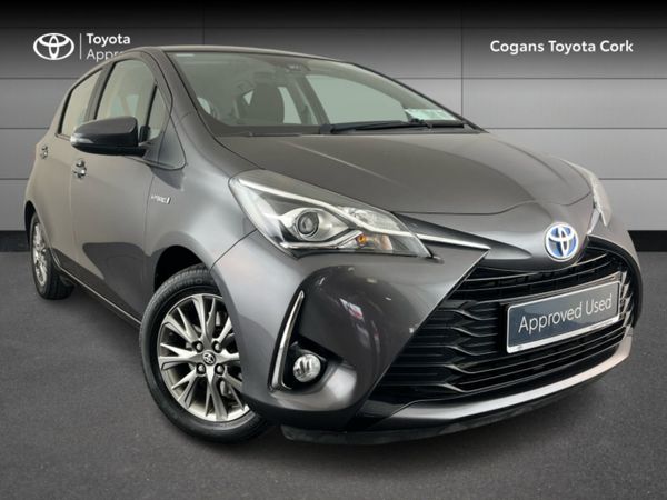 Toyota Yaris Hatchback, Petrol Hybrid, 2019, Grey